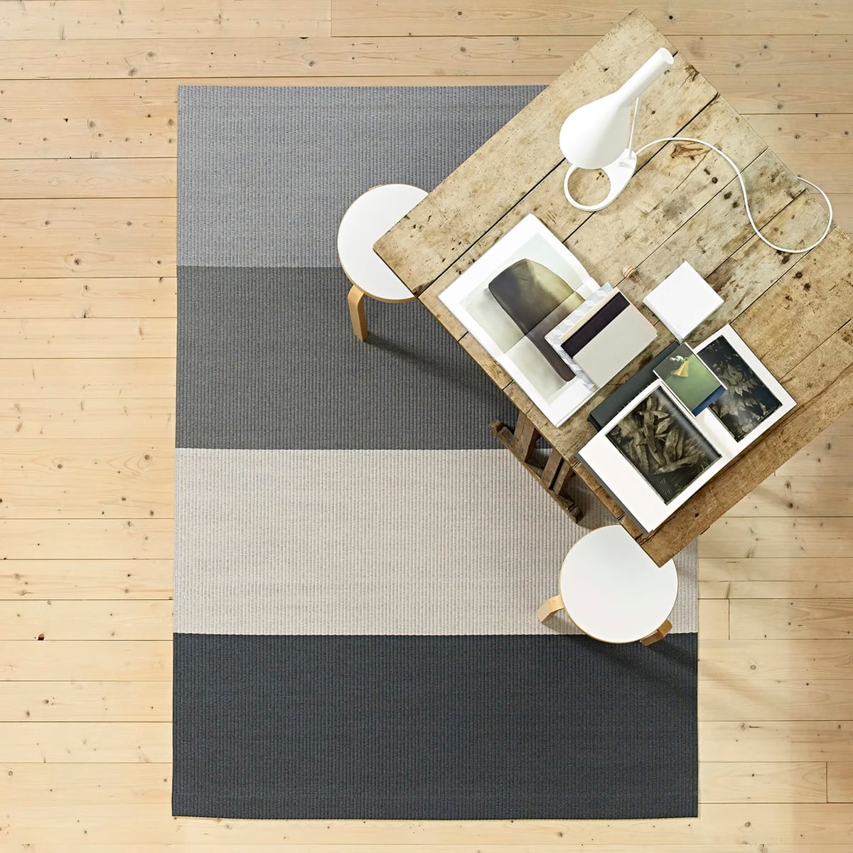 Wn-fourways-1404015+graphite-stone | ScandinavianDesign.com