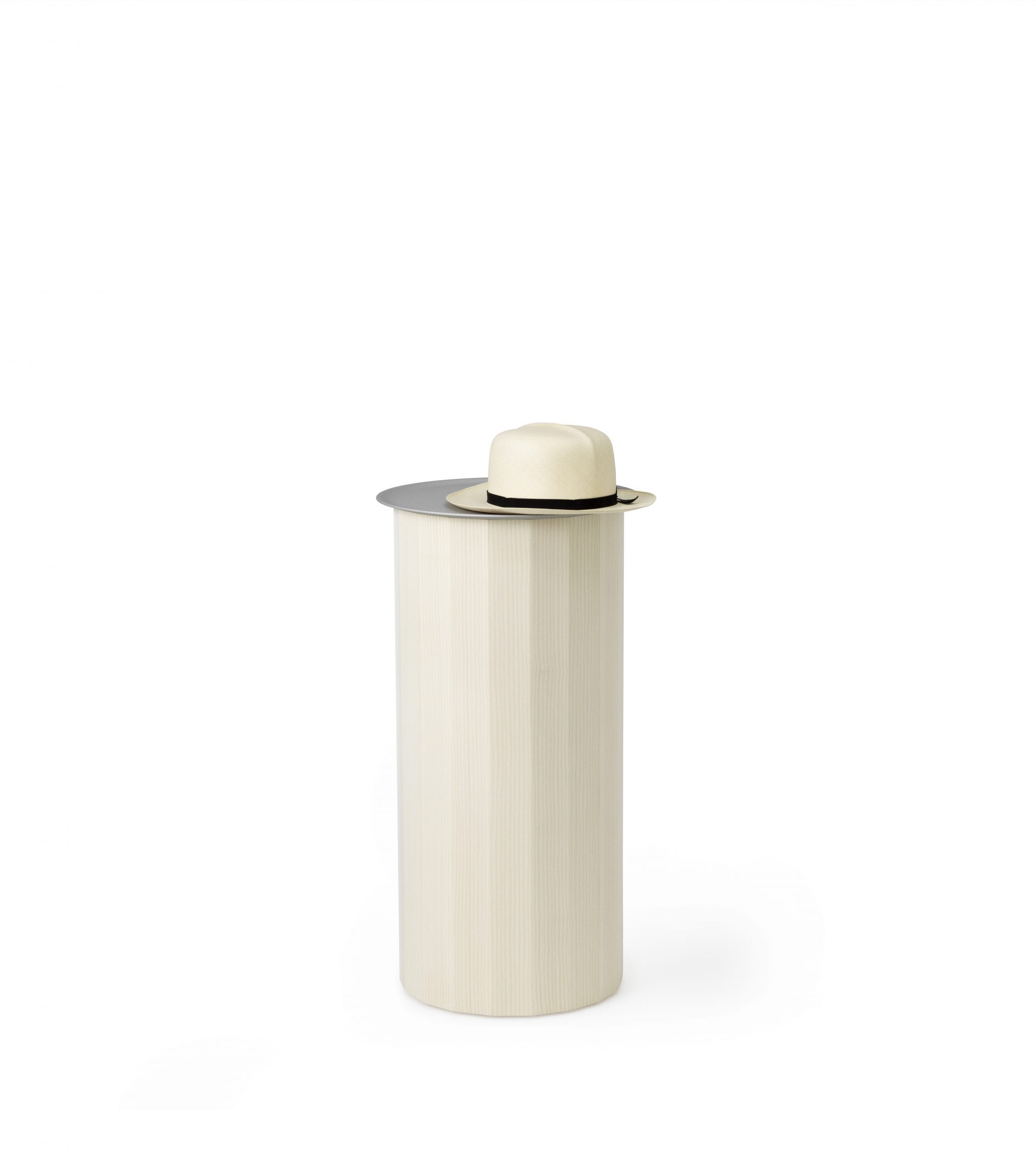 PIEDESTAL_CMANZ_FredericiaFurniture_HAT_fotocredits_JeppeSoerensen