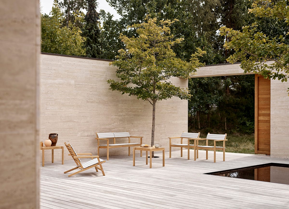 AH Outdoor series by Alfred Homann for Carl Hansen & Søn showcasing FSC-certified teak construction