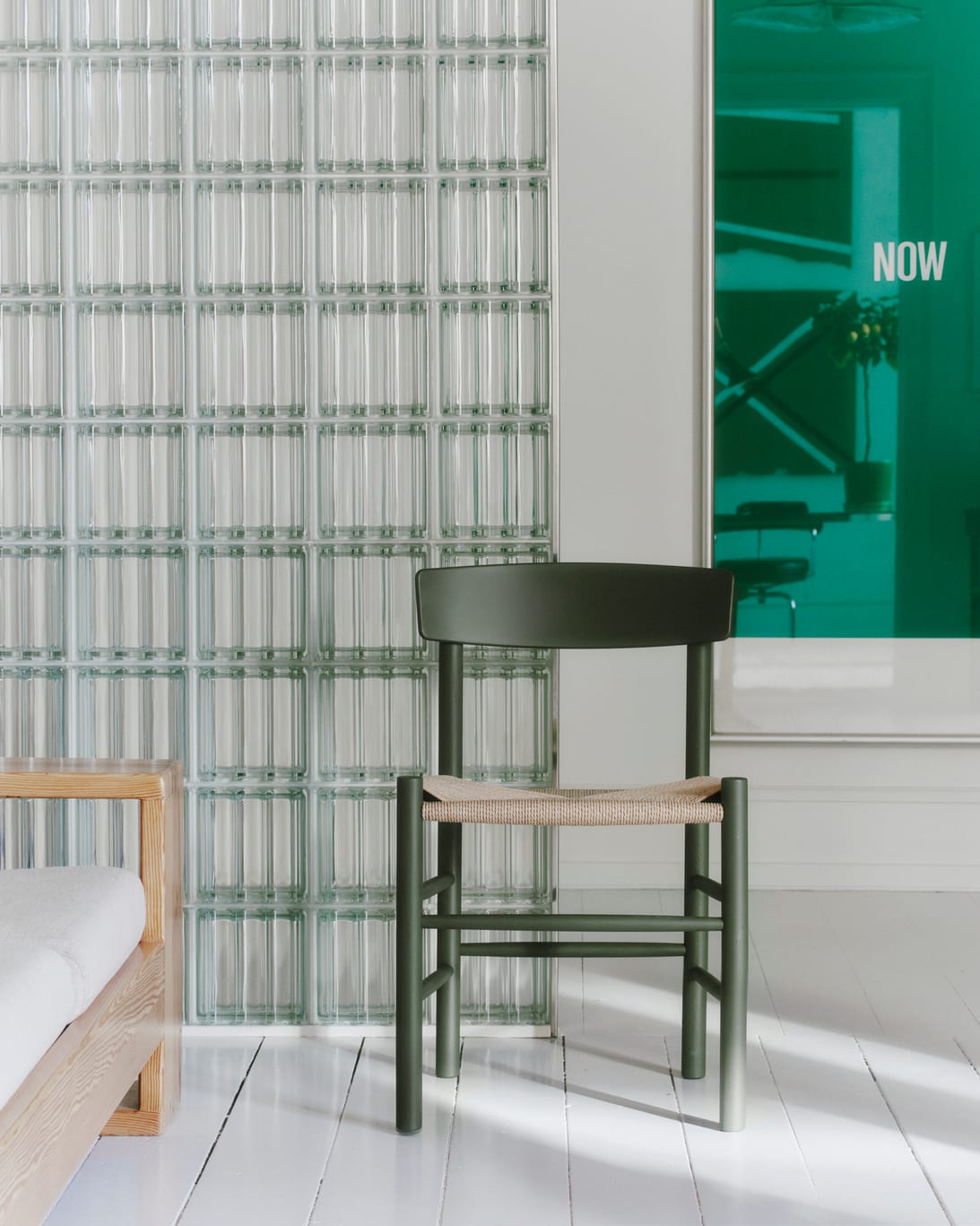 Børge Mogensen J39 chair new colors pebble gray khaki green Fredericia