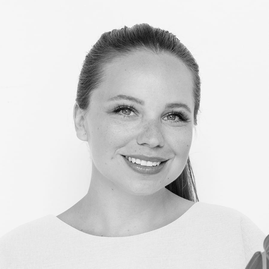 Kristine Five Melvaer Portrett | Scandinavian Design