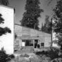 AlvarAaltointheMuuratsaloExperimentalHouse..081557