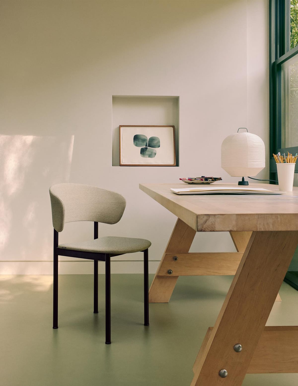 Fredericia and Barber Osgerby launch contemporary Plan armchair with distinctive design elements