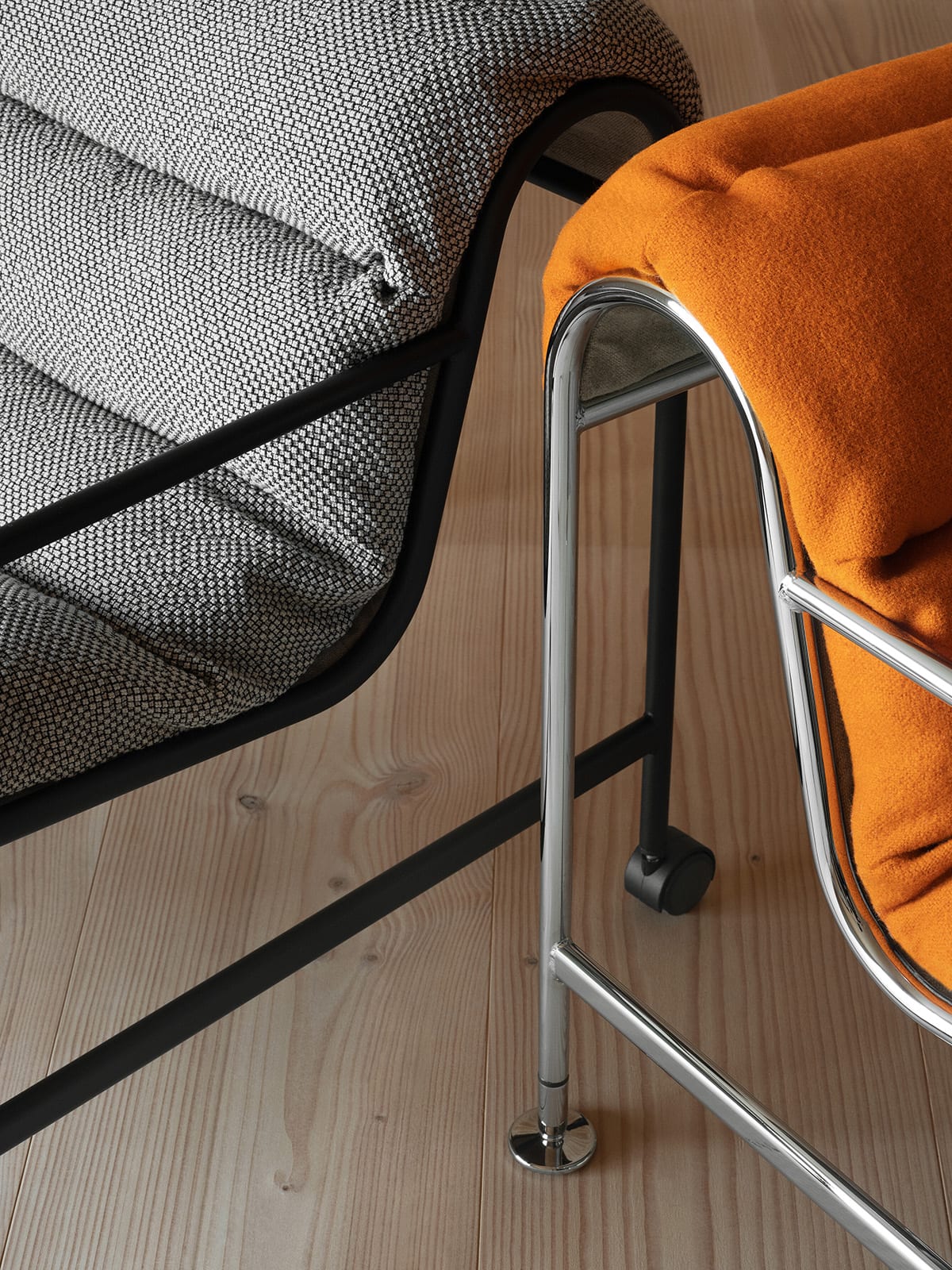 Lammhults Sunny Easychair Grey Black Orange Chrome D | Scandinavian Design