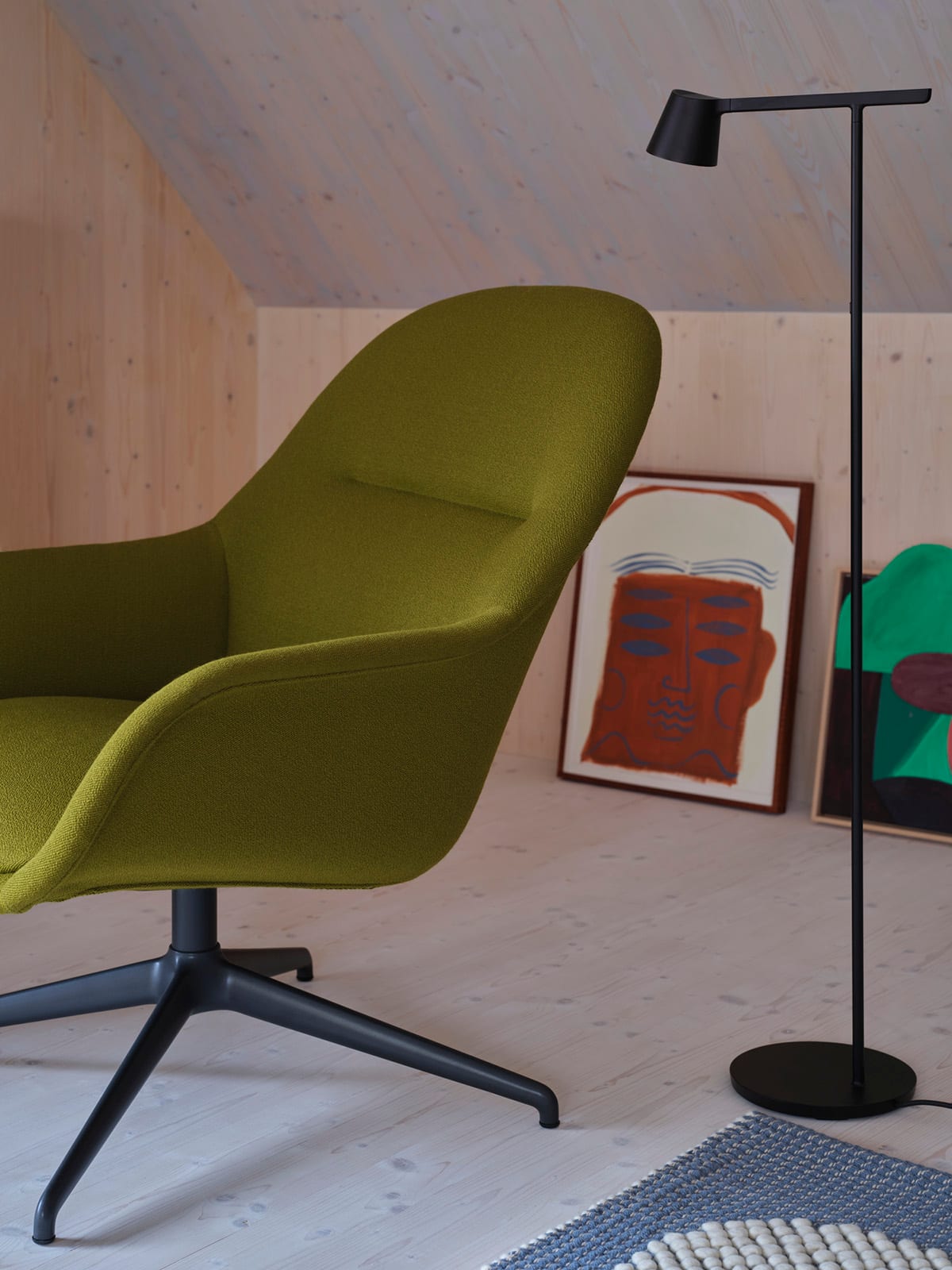 FIBER Lounge Armchair with swivel base by Iskos-Berlin for Muuto featuring shell made from innovative composite materials