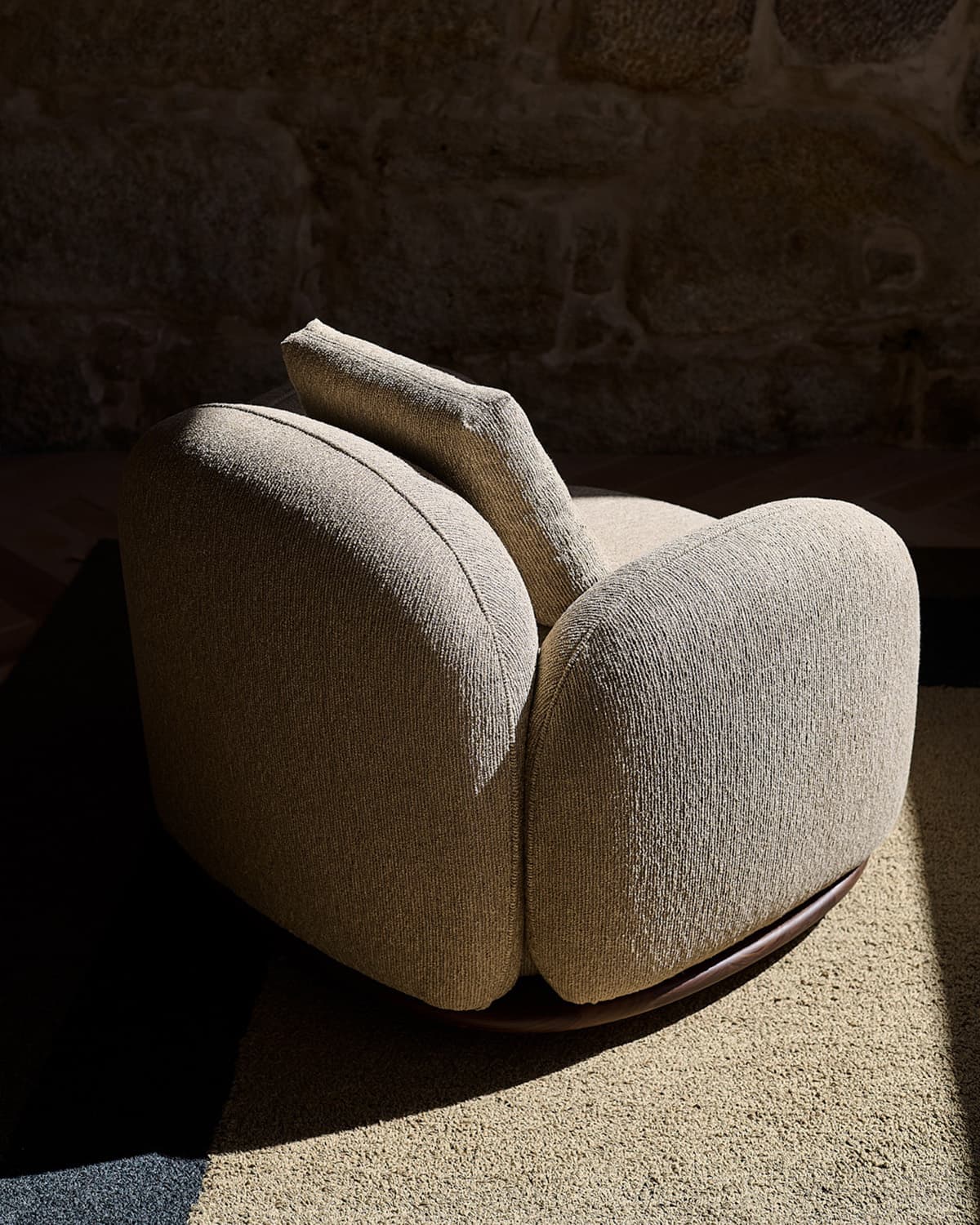 Azores-lounge-armchair-luca-nichetto-photo-@inesilvasa⁠-2 | ScandinavianDesign.com