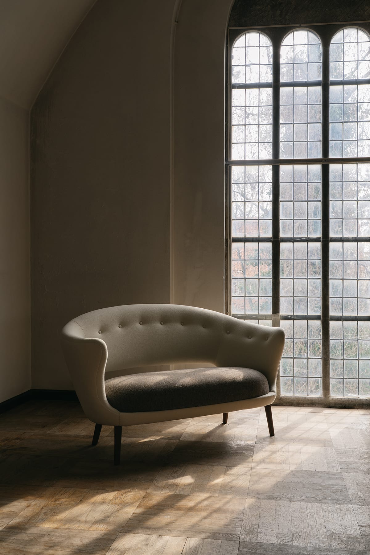 Willadsen Sofa_hallingdal_100_270_walnut | ScandinavianDesign.com
