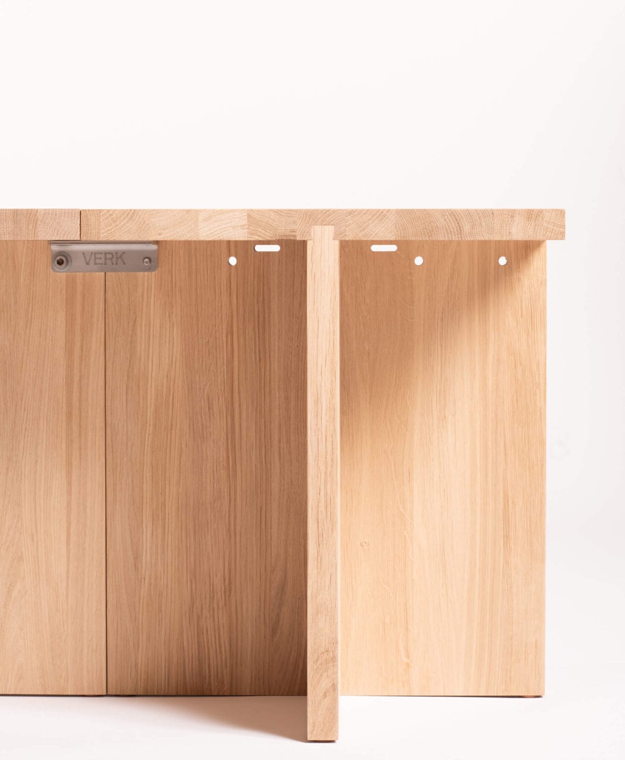 Thomas Bernstrand V.TB.01 seating detail highlighting 27mm Swedish oak construction and modular design