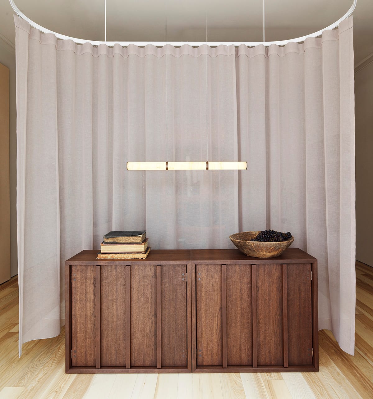 Modern residential interior showcasing PARS pendant lighting integrated with minimalist Scandinavian design
