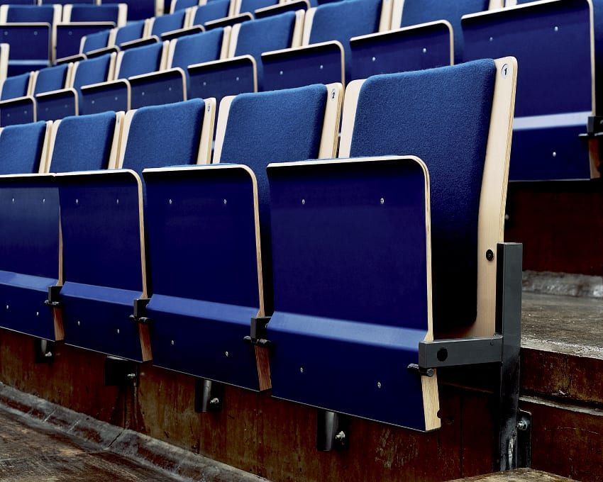Fr Kc-inredningar lfbergs Lila Arena kalstad 10-2001 | ScandinavianDesign.com