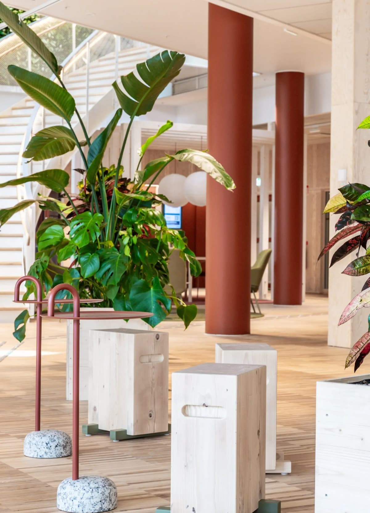 From construction waste to design furniture in Embassy of Sharing ...