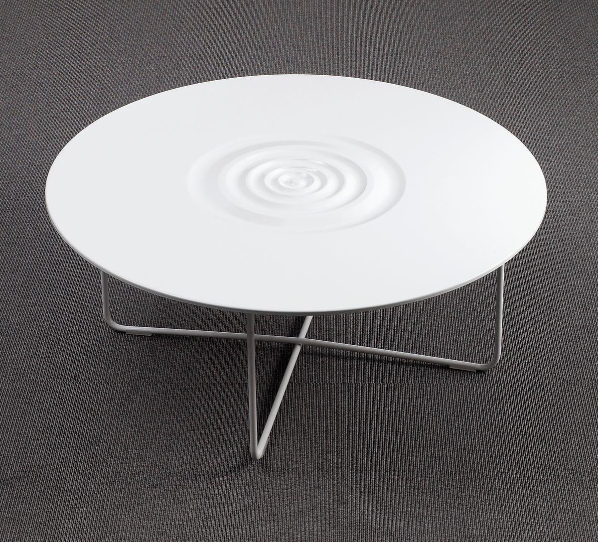 Droplet_table_ingunn-eikeland-björkelo | ScandinavianDesign.com
