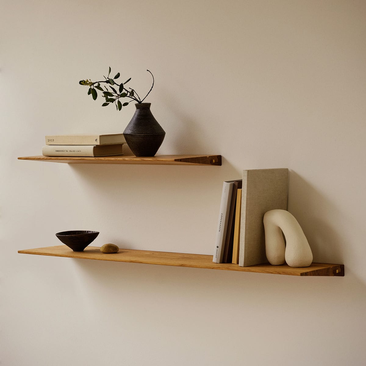 Tsugi-shelf-sharon-fisher-matteo-barenghi-carlhansen-2 | ScandinavianDesign.com