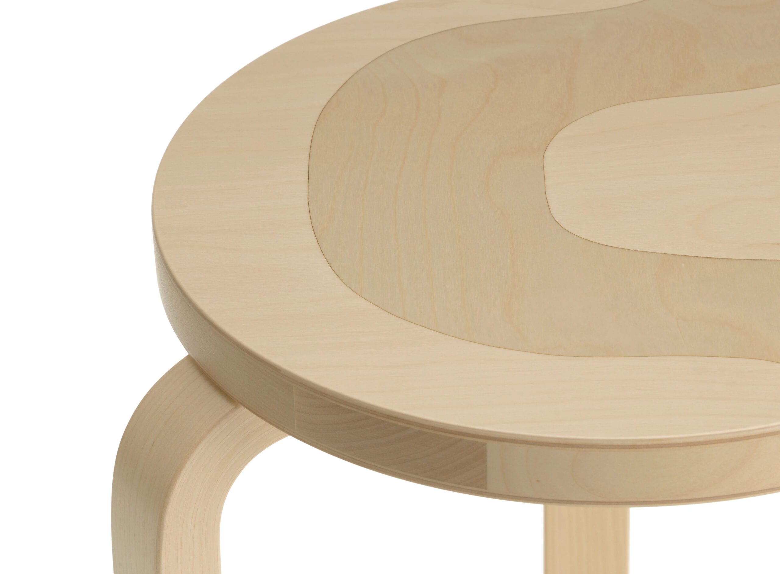 Stool-60-seireeni-close-up-cut-out-9449369
