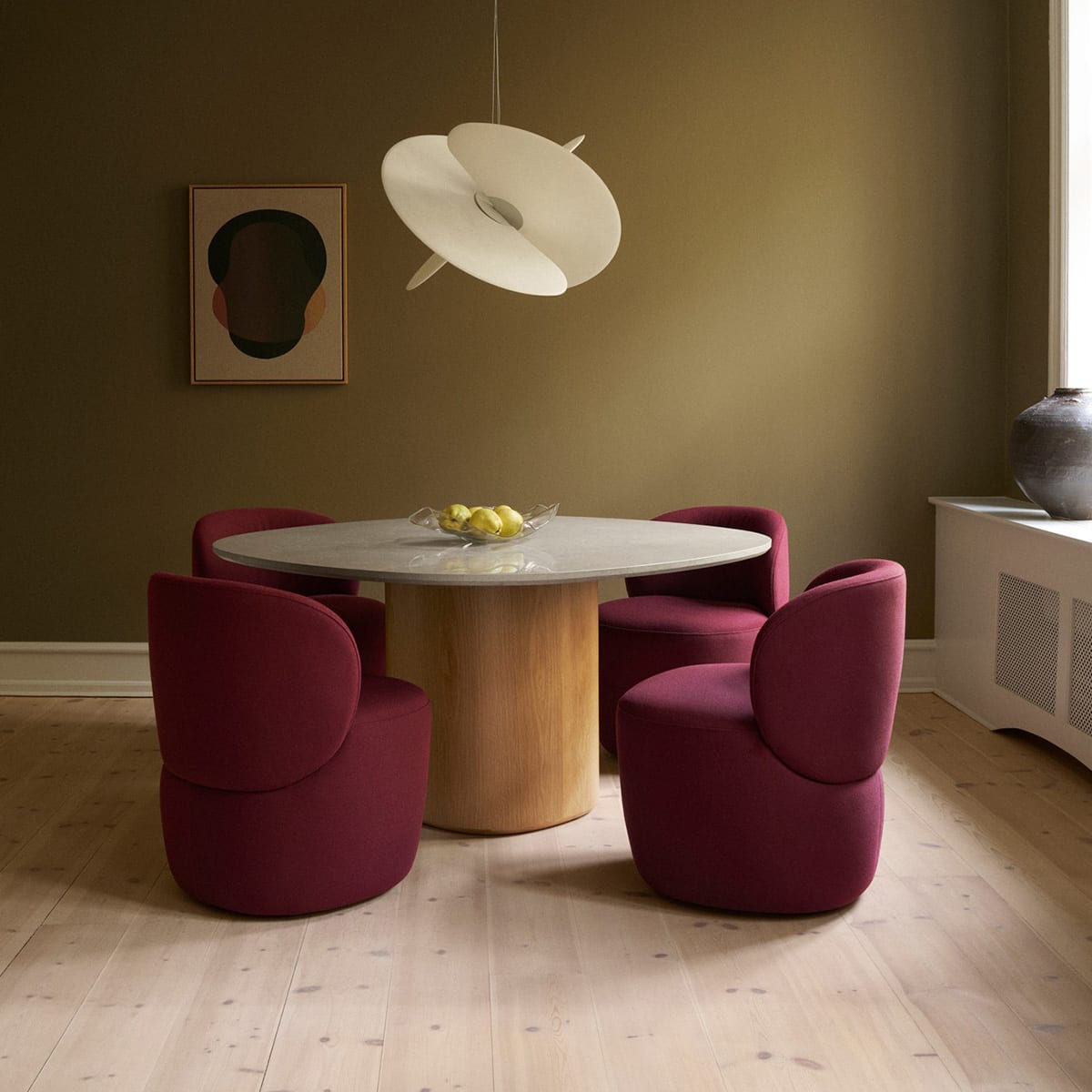 Ovata Compact Chair By Note Design Studio For Wendelbo | ScandinavianDesign.com