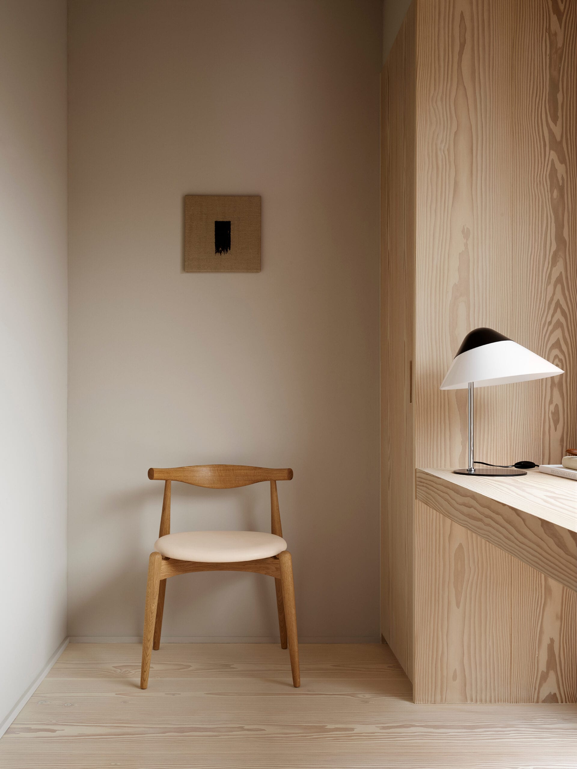 Hans J. Wegner’s Elbow Chair oak oil HJW01 white CH20 oak oil Sif90