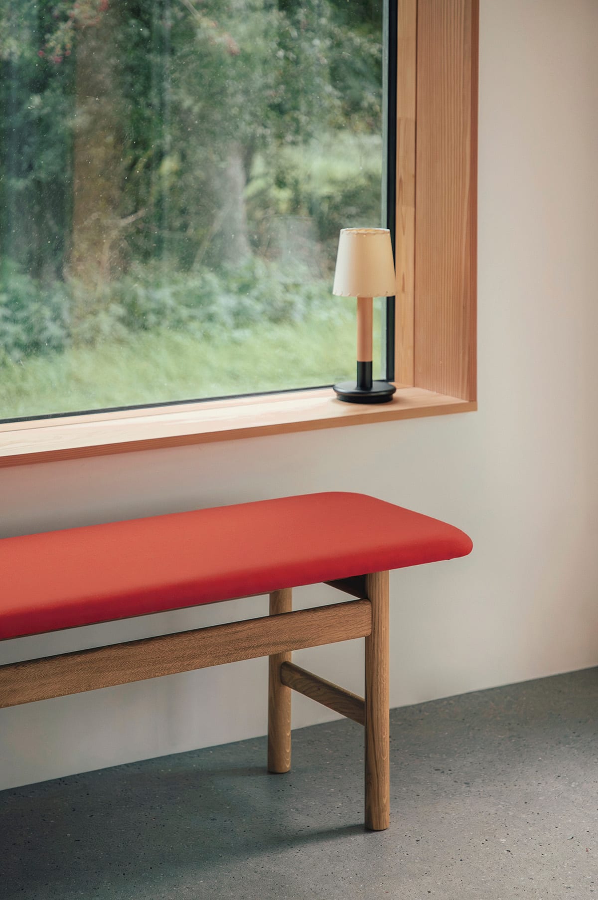 Mogensen Bench 3172 by Børge Mogensen for Fredericia — solid oak frame with upholstered seat, no backrest