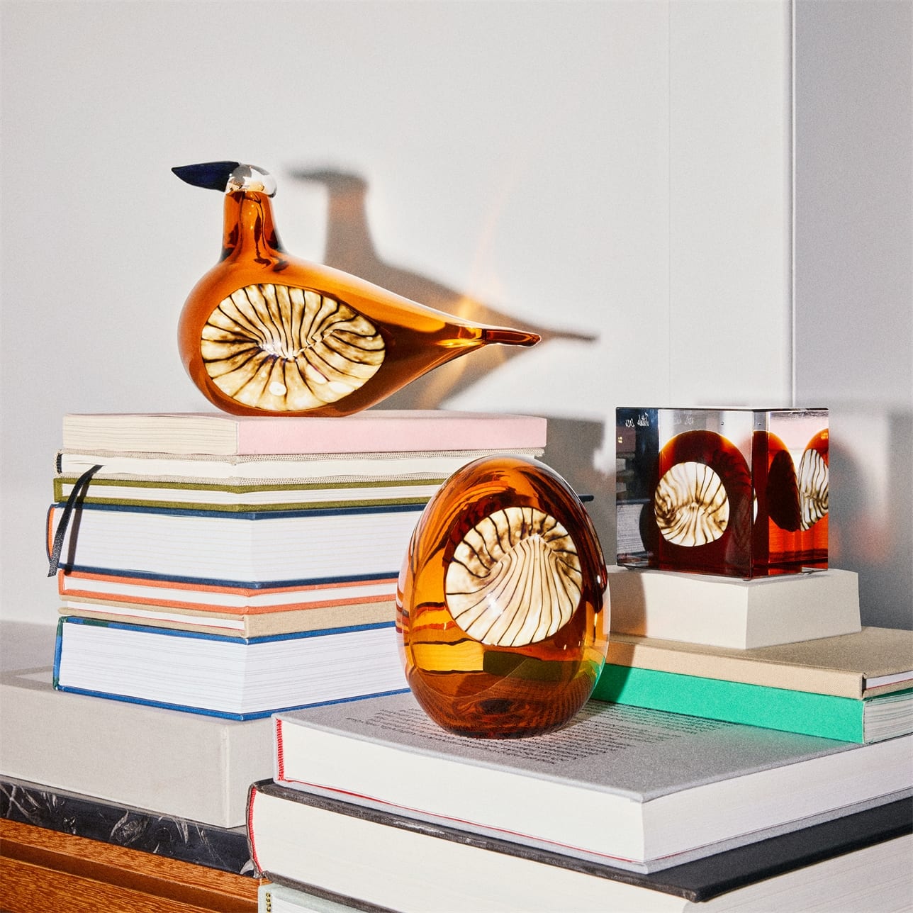 1084756 IittalaEMEA 04 iittala Birds by Toikka Annual bird 2026 Lakla Seville orange
