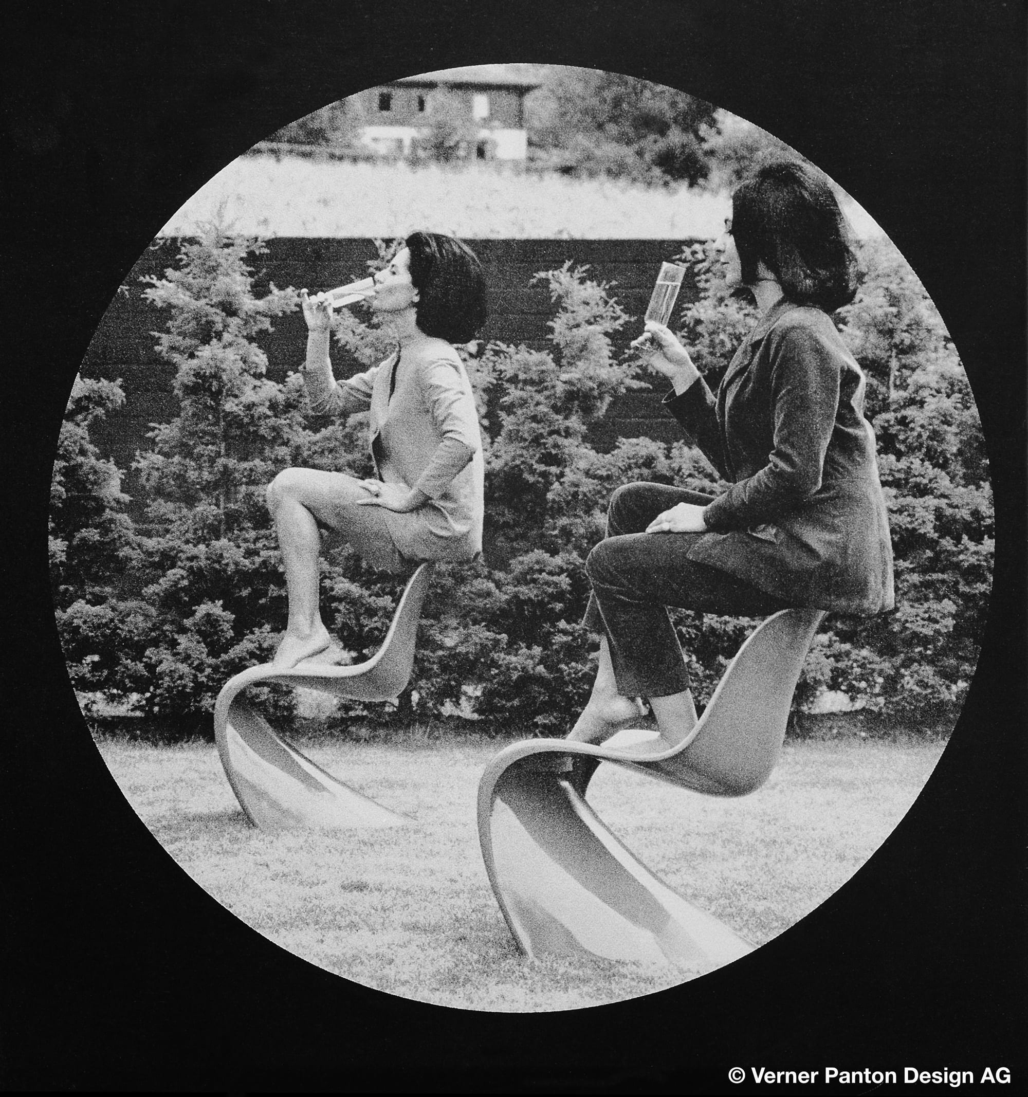 Marianne Panton and Christine Fehlbaum sitting on Panton Chairs designed in 1958 1967 designed by Verner Panton VIP 075 Marianne Panton and Christine Fehlbaum sitting on Panton Chairs designed in 1958 1967 designed by Verner Panton VIP 075
