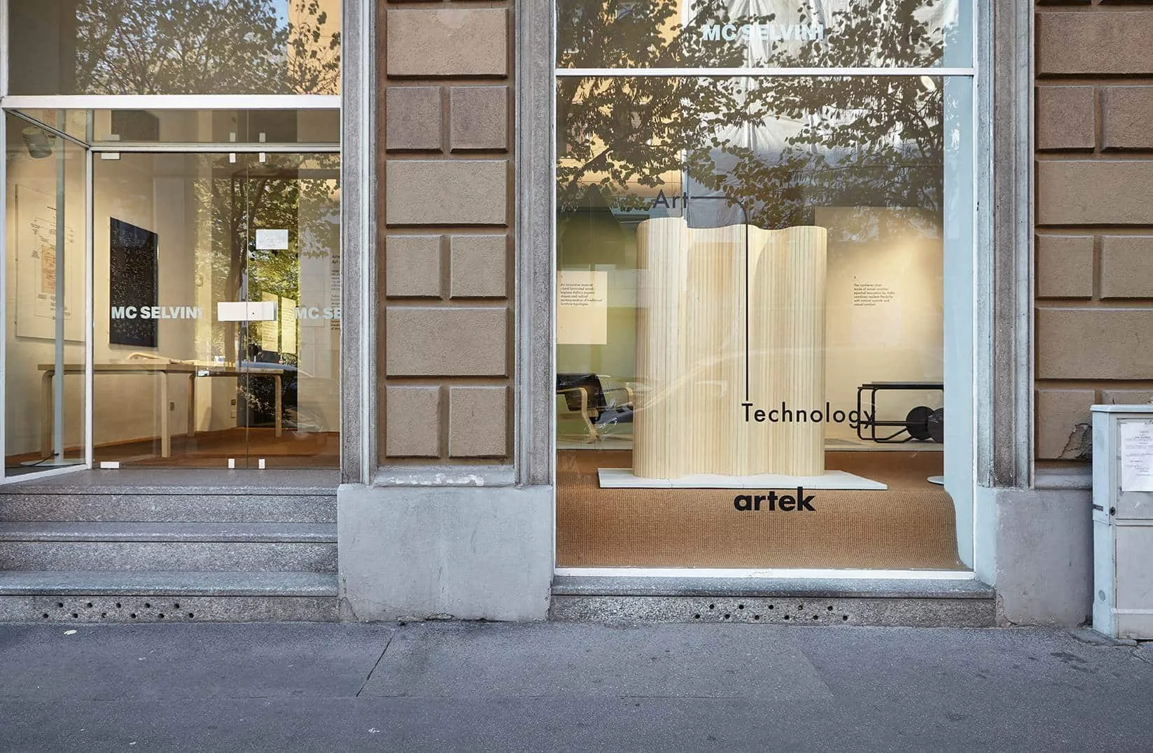 The exhibition Artek - Art & Technology at MC Selvini in Milan ...