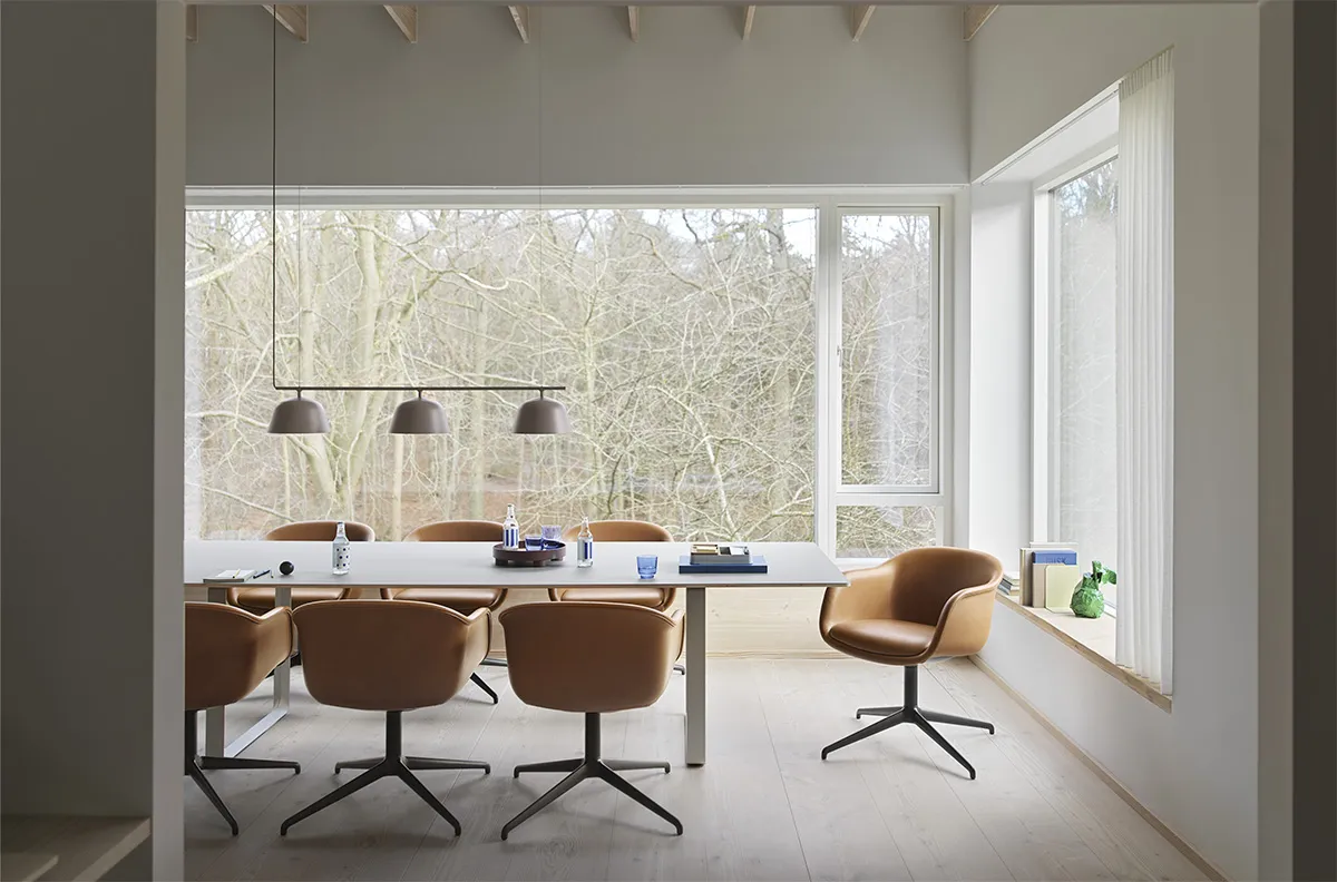 FIBER conference armchair by Iskos-Berlin for Muuto featuring 99% recycled plastic shell and wide comfortable seat