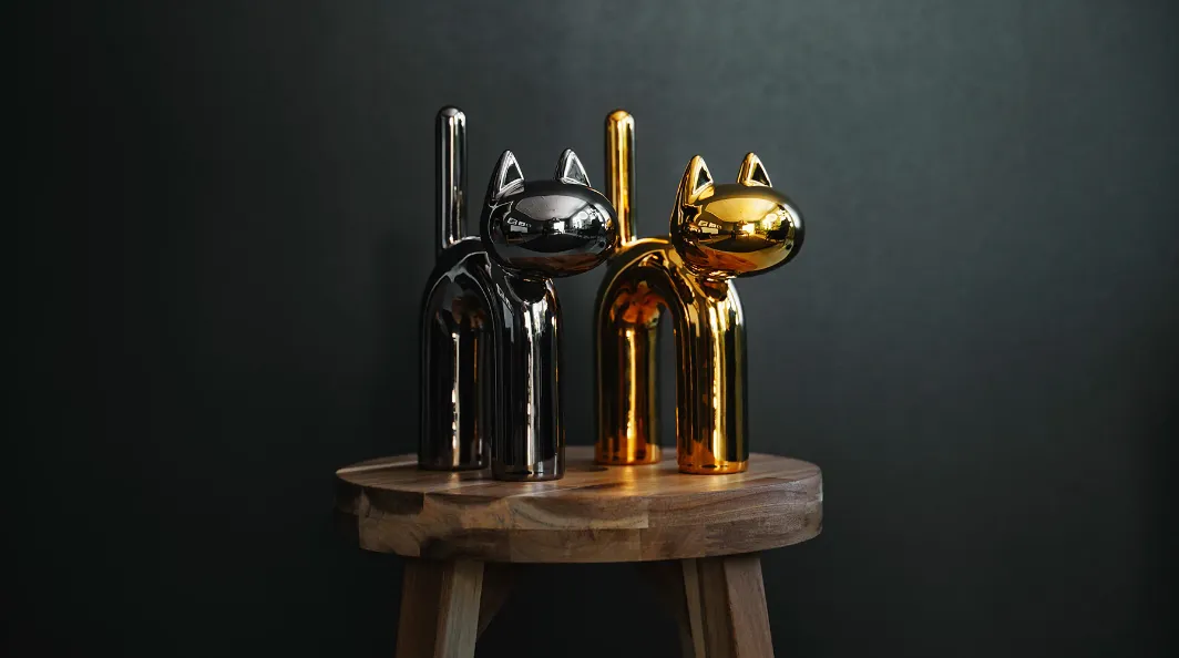 Mini Kisu cat figure Eero Aarnio Finnish design ceramic sculpture adorable curved tail minimalist home