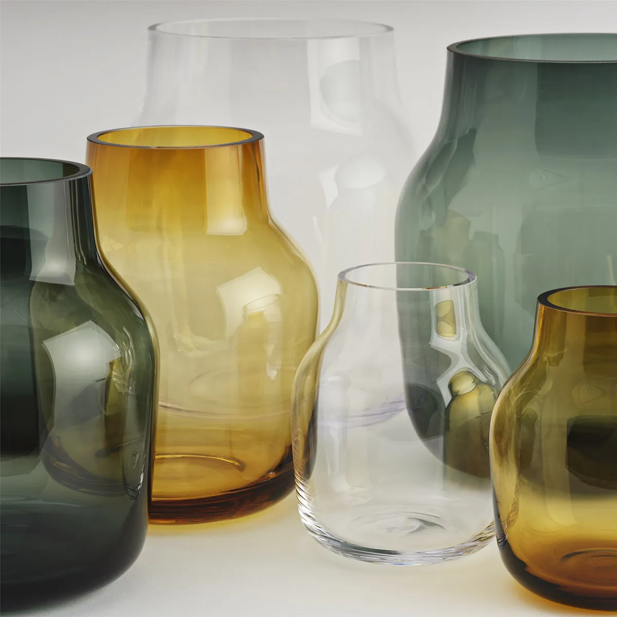 Close-up of Silent Vase rim detail showing material quality and precise finishing in Andreas Engesvik's design