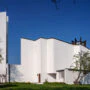 Wolfsburg-Church-Heilig-Geist-Kirche-and-the-Parish-Centre-1959-62-exterior.-Photo-Maija-Holma-©-Alvar-Aalto-Foundation.digi-5000b-988×659