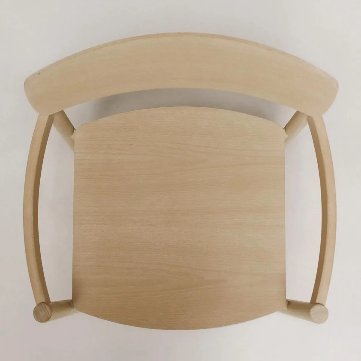 FINCA chair by Niels Gammelgaard featuring breakthrough wooden furniture design with innovative construction techniques