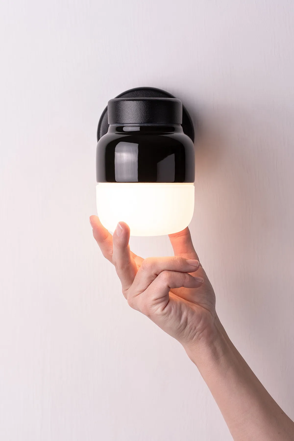 Modern Nordic lighting by Kauppi & Kauppi receiving Archiproduct Design Award 2024 for innovative illumination approach