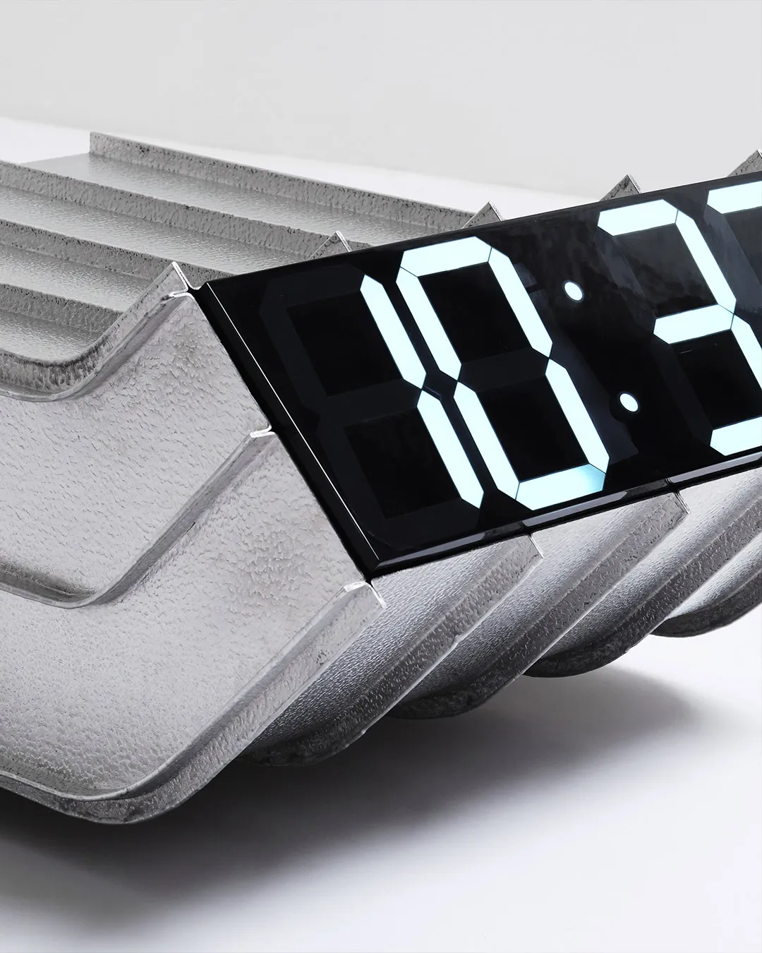 SPECIAL EFFECTS pieces in gallery setting demonstrating Taylor's boundary-pushing approach to functional objects for Bukowskis