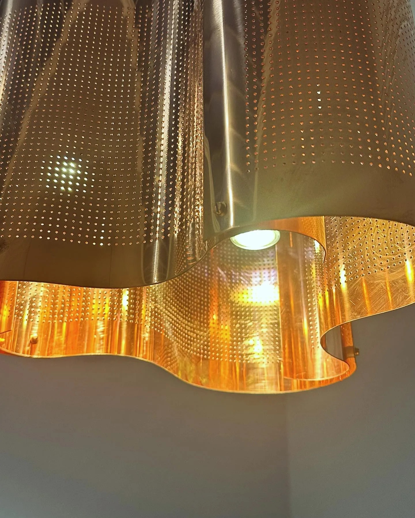 Snacka lamp by Jonas Bohlin for Ingridsdotter, convertible between pendant and floor lamp with distinctive design.