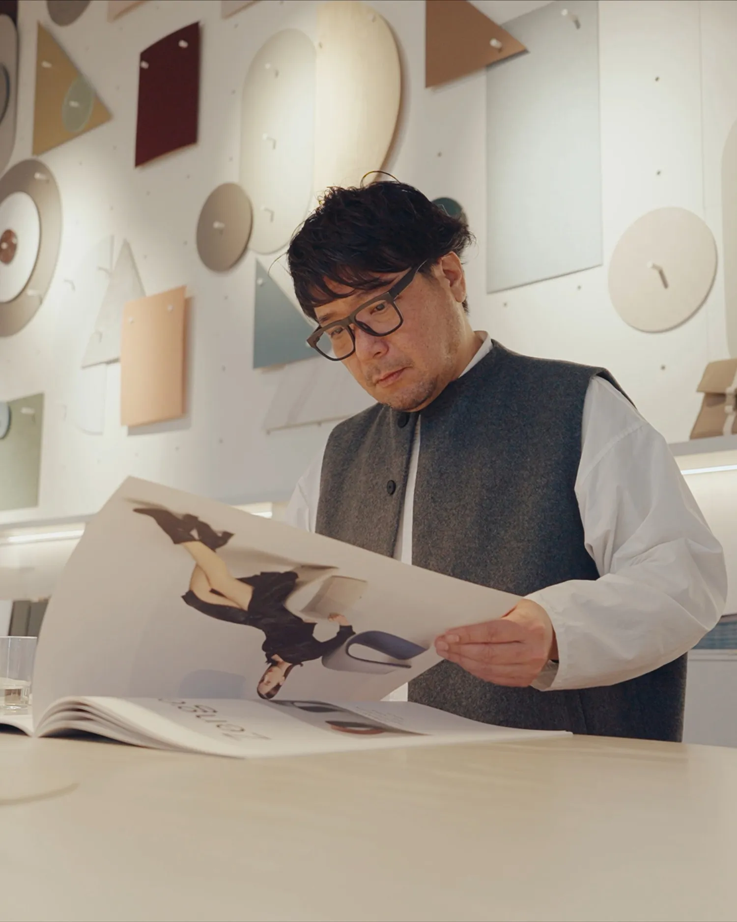 Jin Kuramoto Japanese furniture designer Pod family creator minimalist design philosophy geometric form expert