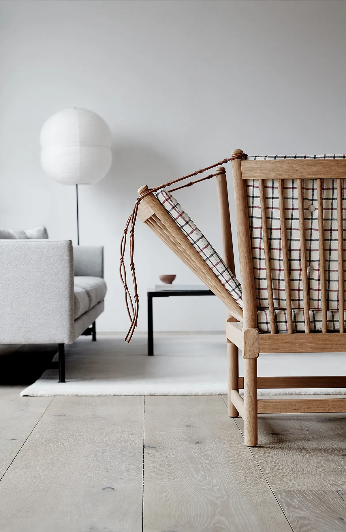Børge Mogensen Spoke-Back Sofa showing distinctive spoke-back design in solid wood with cushions