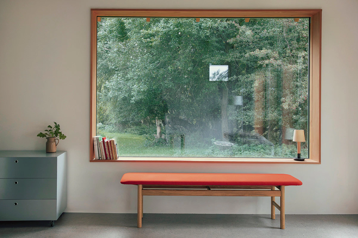 BMBenchWithoutBack OakOil Remix643 5