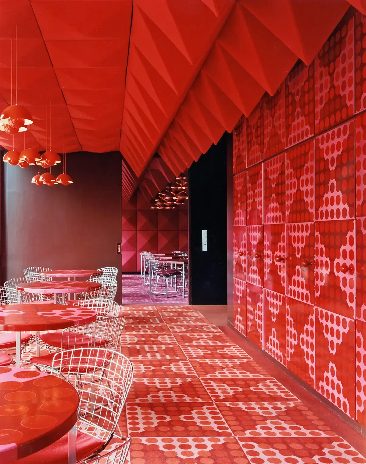 flokk interior VernerPanton Spiegel OliverHeissner 03