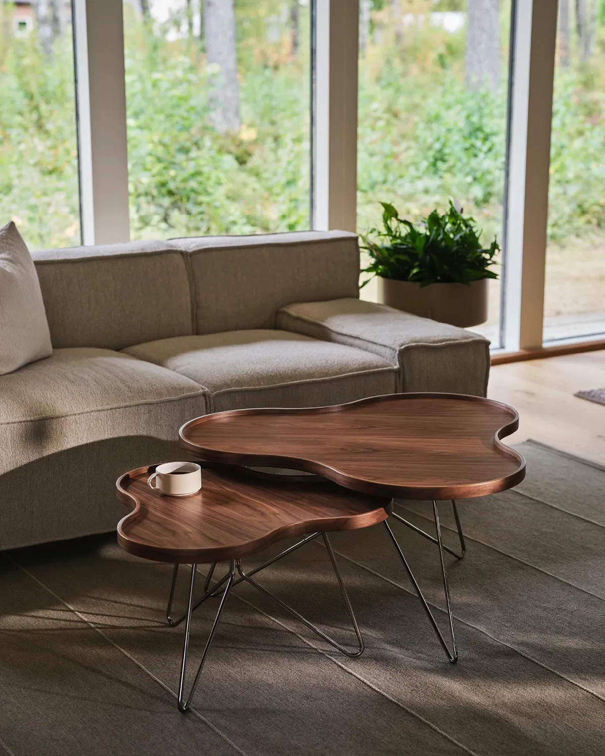 Christine Schwarzer Flower walnut Swedese Christine Schwarzer Flower walnut Swedese