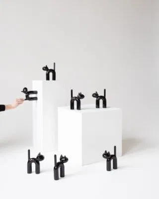 Mini KISU black ceramic figure by Eero Aarnio