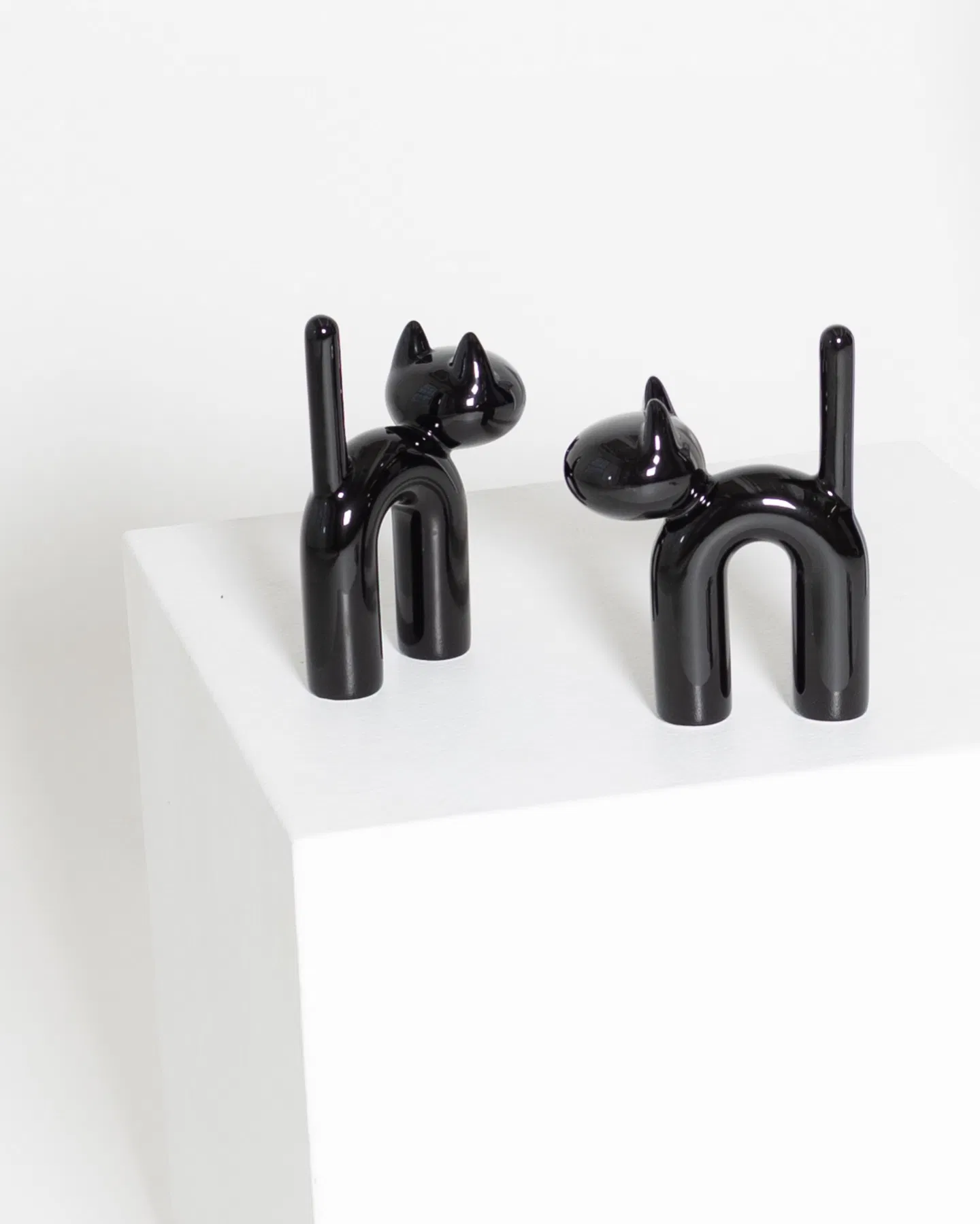 Eero aarnio KISU black 2026 4 Shiny black finish detail of Mini KISU ceramic object by Eero Aarnio