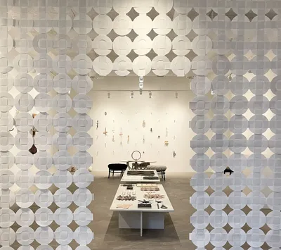 SAMBAND (Interconnection) exhibition by Mia Cullin at Galleri Gemla featuring designs that explore relationships between objects and materials