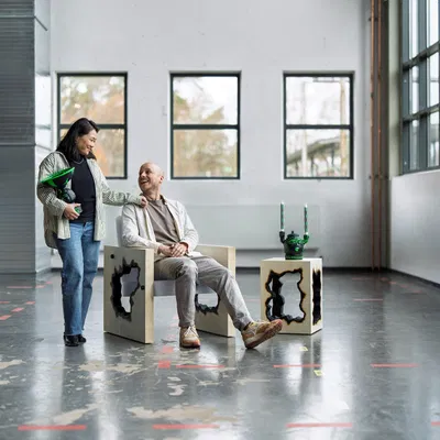 Wilen Jong Chair and Side Table