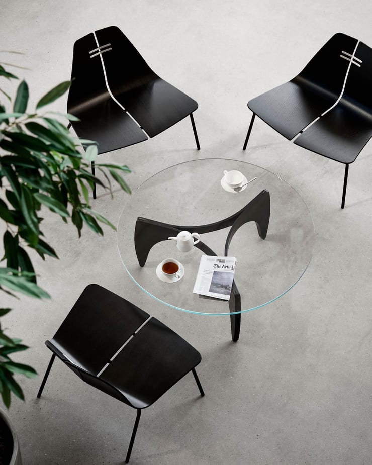 PK23™ lounge chair design by Poul Kjærholm for Fritz Hansen