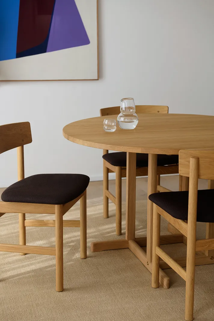 Fredericia Revives Børge Mogensen's BM80 Shaker Table Collection