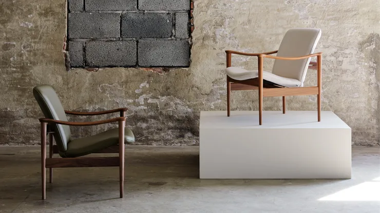 Model 711 in sheepskin by LK Hjelle - Scandinaviandesign.com