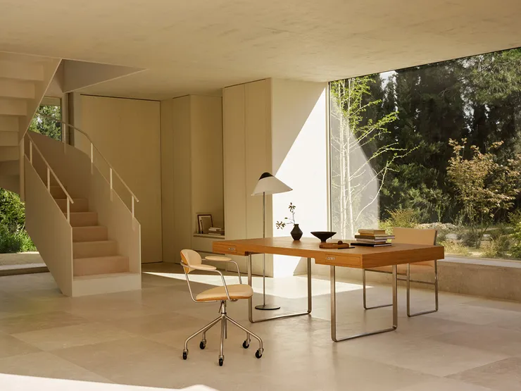 Wegner's CH621 Swivel Chair 1948, Returns to Carl Hansen & Søn