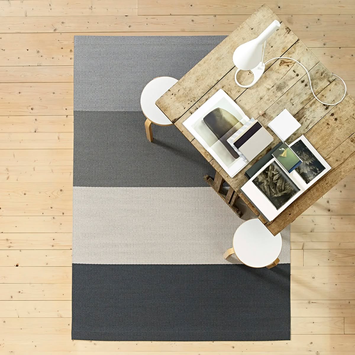Wn-fourways-1404015+graphite-stone | ScandinavianDesign.com