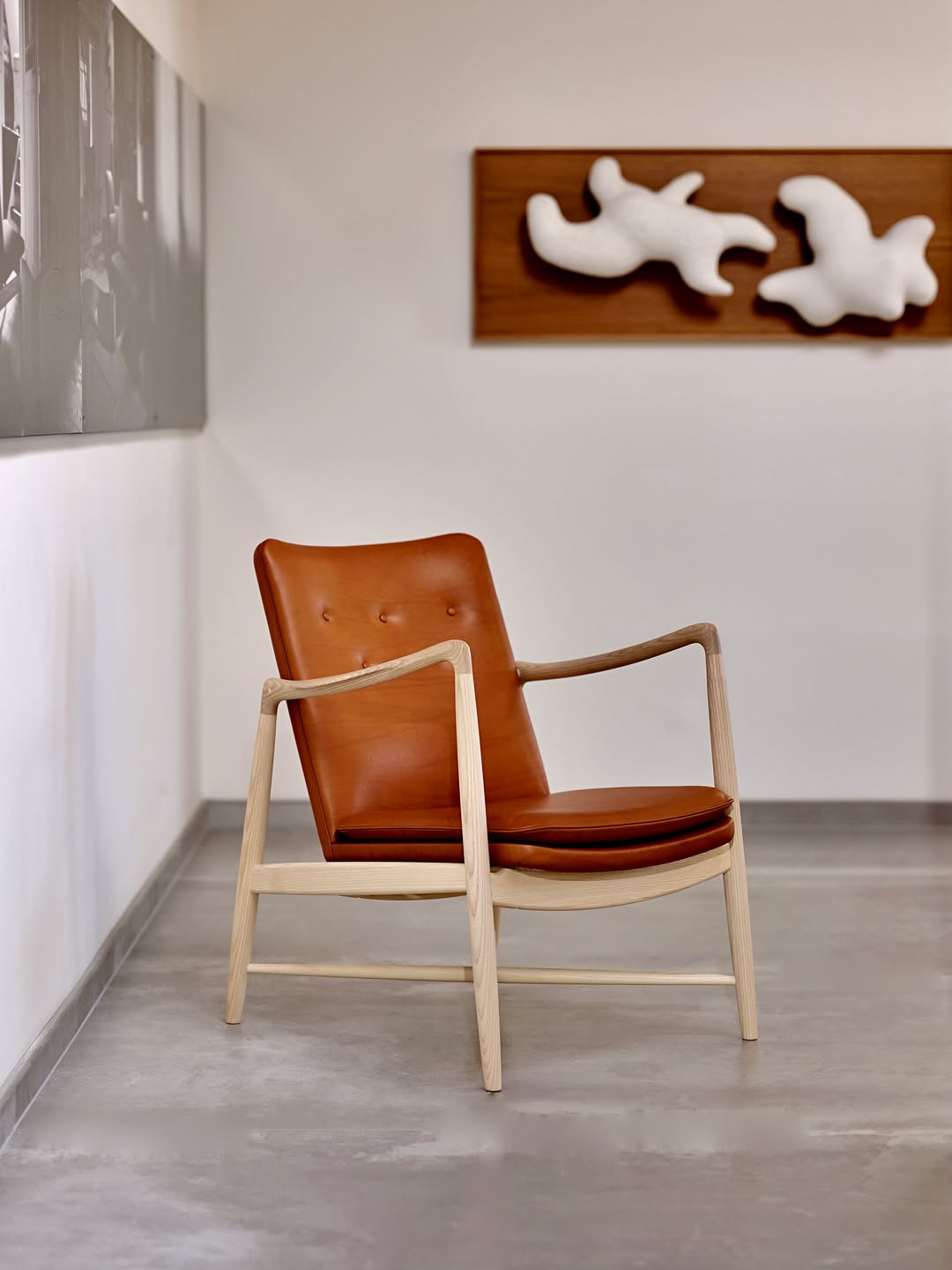Fireplace Chair House of Finn Juhl Danish craftsmanship reissue 1946 design sculptural mid-century furniture