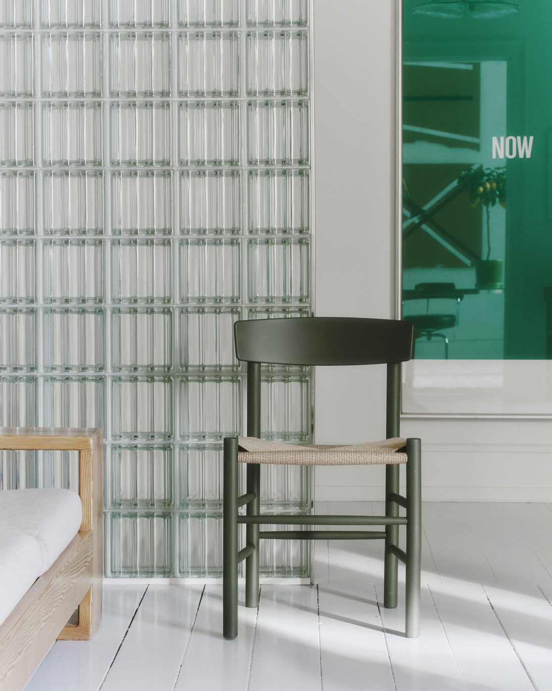 Børge Mogensen J39 chair new colors pebble gray khaki green Fredericia