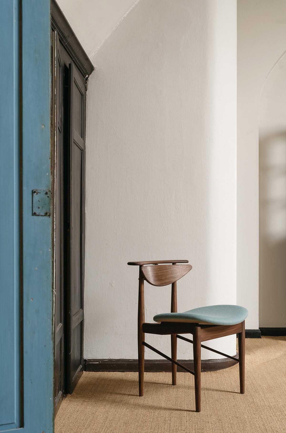 Finn Juhl's Reading Chair | House of Finn Juhl