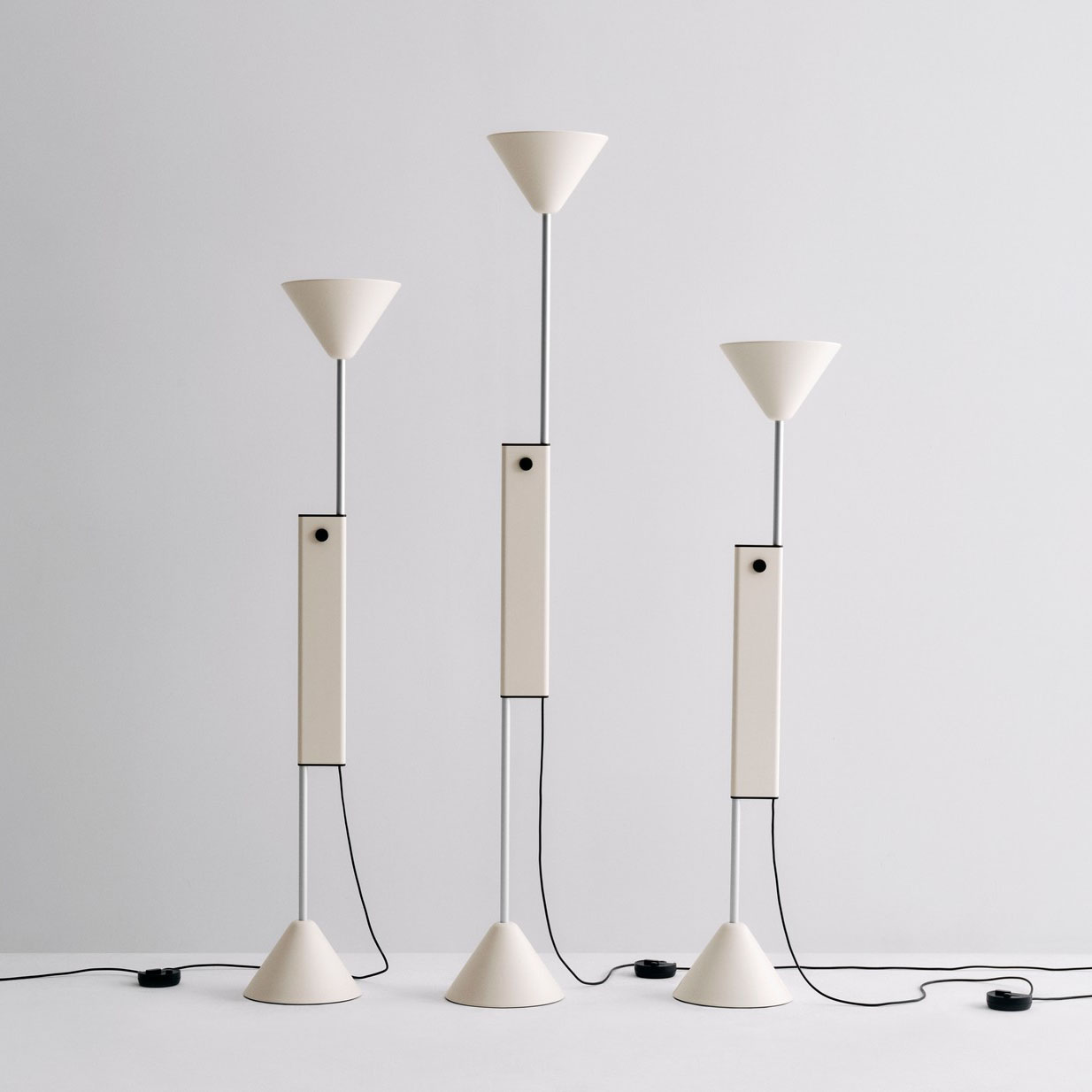Twist Floor Lamp Cream White 12 | ScandinavianDesign.com